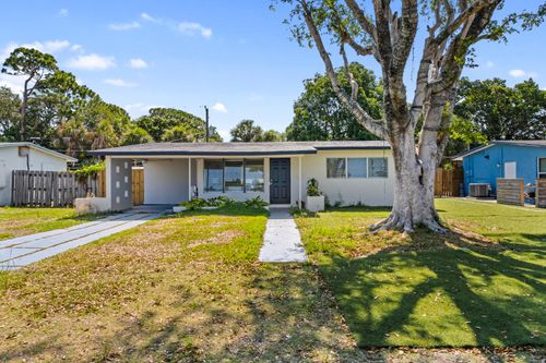 20 Ne 17th Ave, Pompano Beach, FL, 33060-6732 | Card Image