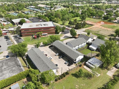 3509 N Nesbitt Ave, Oklahoma City, OK, 73112-3380 | Card Image