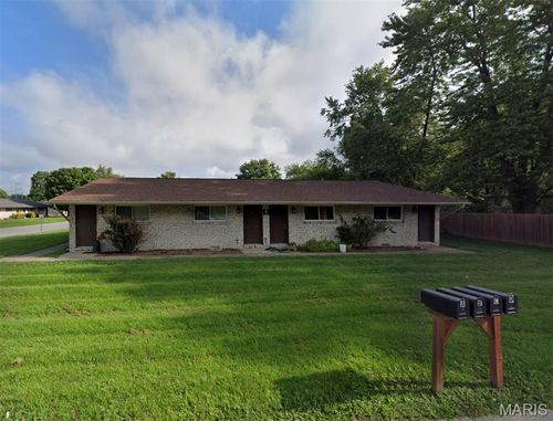 c-5 Sarpy Rd, Belleville, IL, 62221-2653 | Card Image