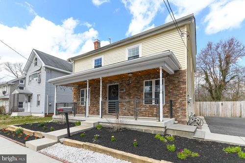 45 E Millbrooke Ave, WOODSTOWN, NJ, 08098-1026 | Card Image