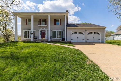 447 Redwood Dr, Farmington, MO, 63640-2126 | Card Image