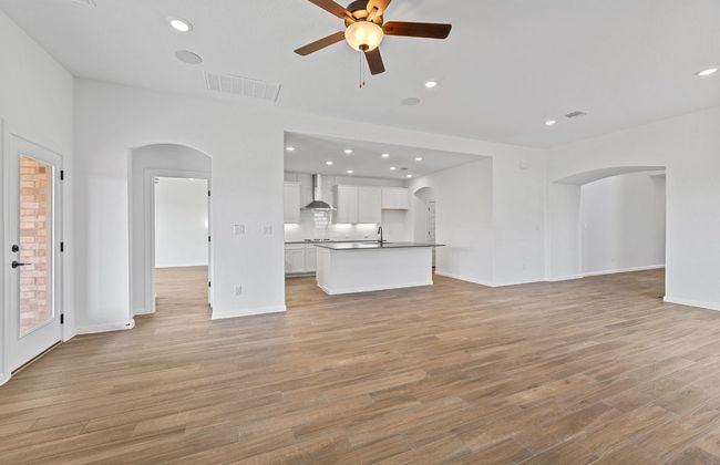 6421 Apache Plum Ln, House other with 4 bedrooms, 3 bathrooms and null parking in Spicewood TX | Image 16