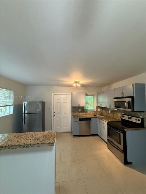 3131-3131 Carter St, Miami, FL, 33133 | Card Image