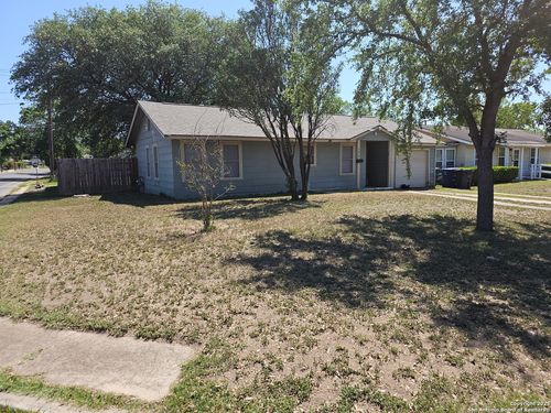 390 Harcourt Ave, San Antonio, TX, 78223-3402 | Card Image