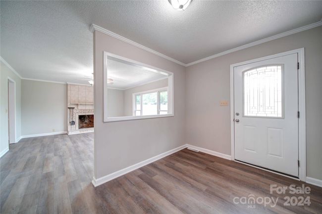 265 E Old Farm Rd, House other with 3 bedrooms, 2 bathrooms and null parking in Salisbury NC | Image 4