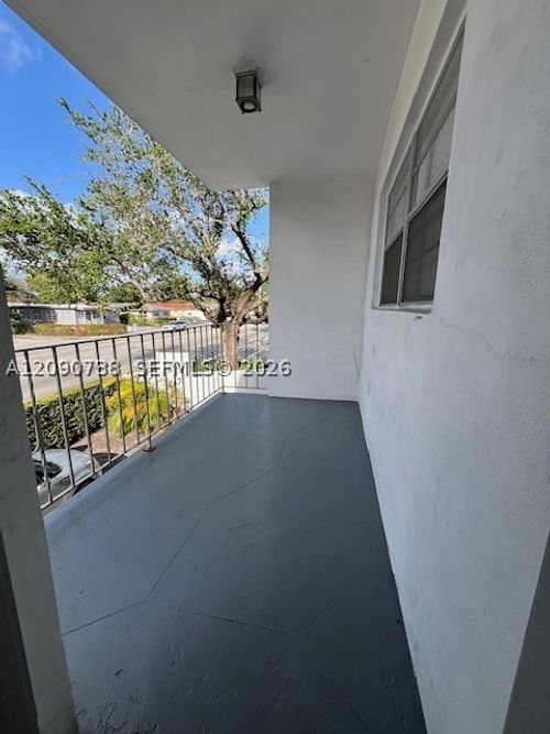 203-3100 W Flagler St, Miami, FL, 33135-1283 | Card Image