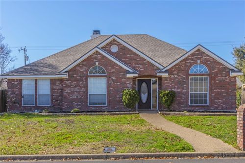 218 Meadow Mountain Drive, Waco, TX, 76712 | Card Image