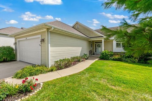 630-630 S Stone Ridge Dr, LAKE GENEVA, WI, 53147-8910 | Card Image