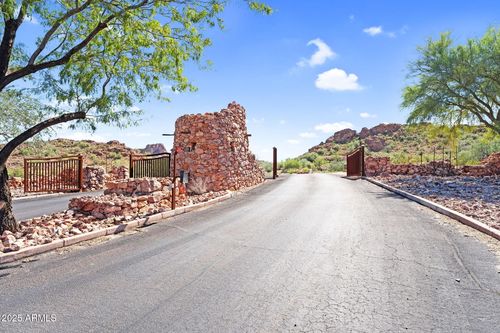3-26623 N El Pedregal Cir, Queen Creek, AZ, 85144 | Card Image