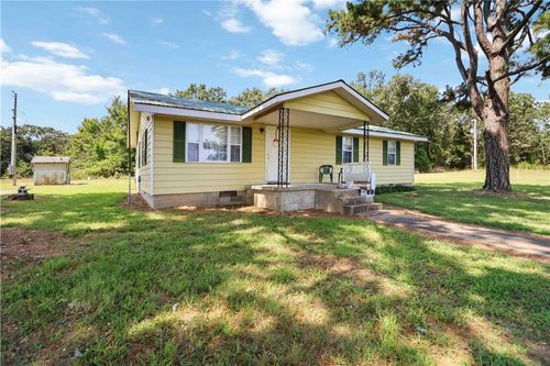 18699 N Creek Rd, Lincoln, AR, 72744-8609 | Card Image