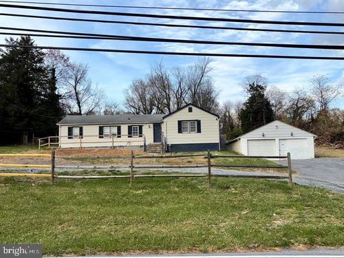 23521 Frederick Rd, CLARKSBURG, MD, 20871-9708 | Card Image