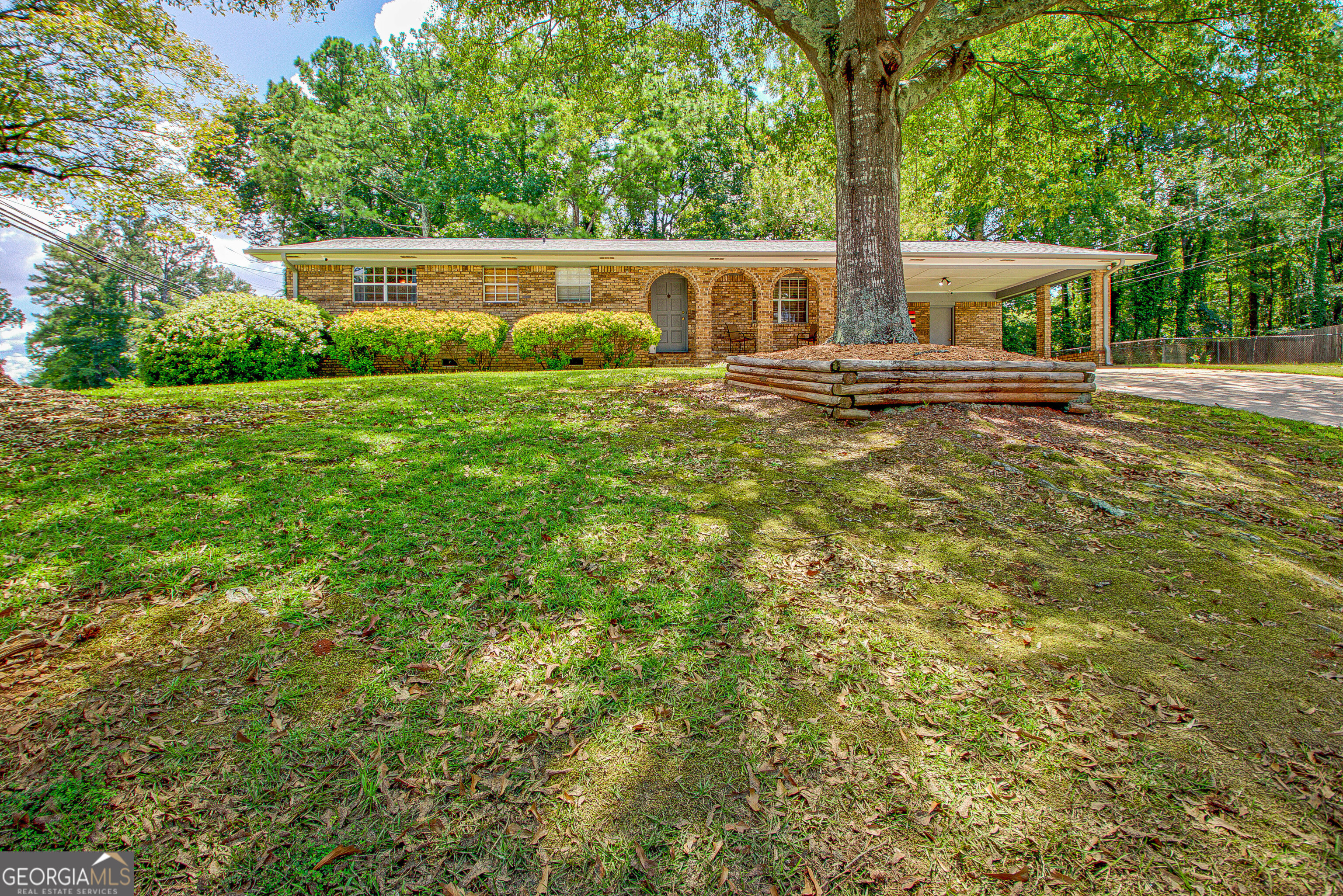 Red Fox Ct, Fairburn, GA 30213