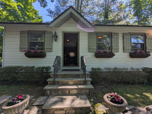 cottage-3 Wild Rose Lane, Darien, CT, 06820 | Card Image