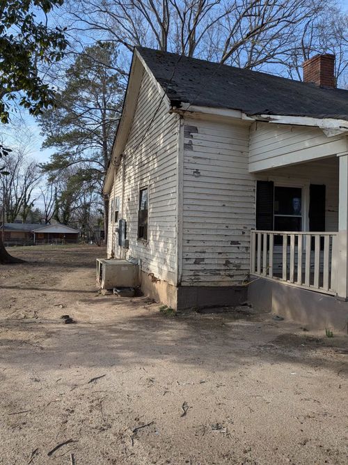 1015 N Granard St, GAFFNEY, SC, 29341-2042 | Card Image