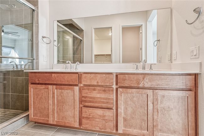 639 Grey Saker St, Townhouse with 4 bedrooms, 4 bathrooms and null parking in Las Vegas NV | Image 28