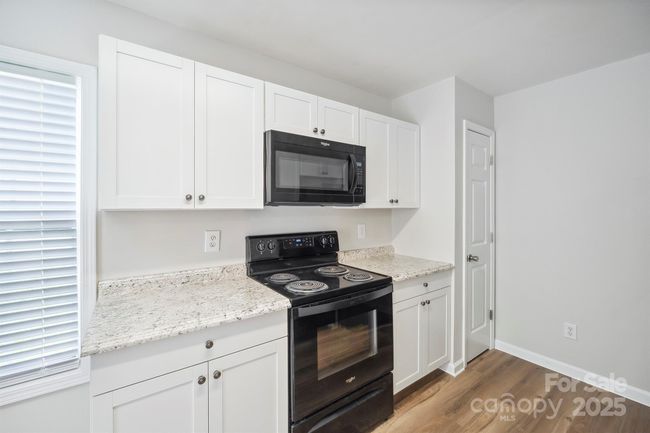 5375 Eneida Sue Dr, Townhouse with 3 bedrooms, 3 bathrooms and null parking in Charlotte NC | Image 15