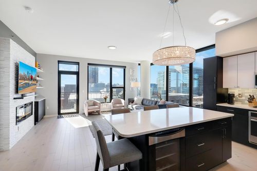 apt-907-740 Portland Ave, Minneapolis, MN, 55415-3605 | Card Image