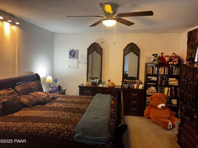 PRIMARY BEDROOM | Image 7