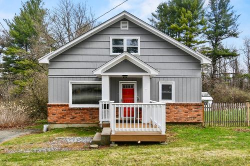 41 Bryant St, Pittsfield, MA, 01201-7803 | Card Image