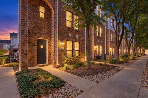 3815 Birkdale Dr, Fort Worth, TX, 76116-5895 | Card Image