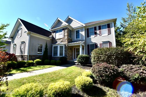 72 Stone Crest Dr, Halfmoon, NY, 12065 | Card Image