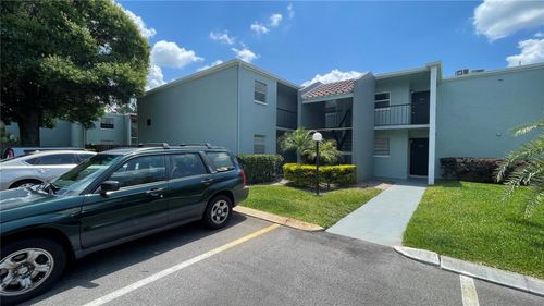 apt-203-2860 Somerset Park Dr, TAMPA, FL, 33613-3282 | Card Image