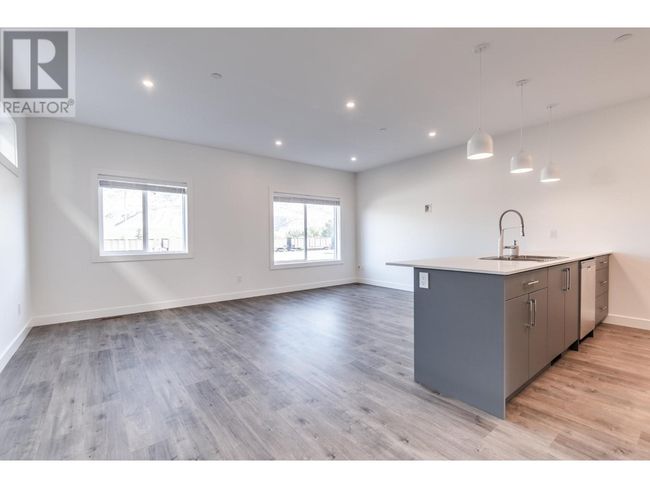113 - 8960 Dallas Dr, Townhouse with 3 bedrooms, 3 bathrooms and 2 parking in Kamloops BC | Image 5