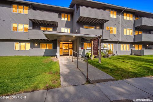 209-4333 San Ernesto Ave, Anchorage, AK, 99508-2839 | Card Image