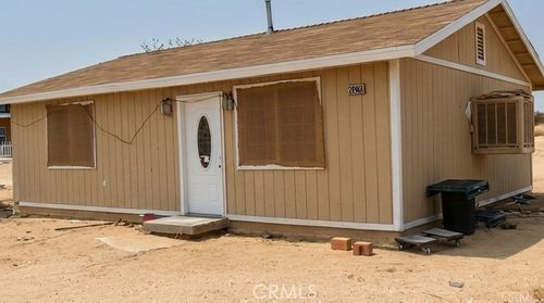 28484 Rodeo Rd, Helendale, CA, 92342-9673 | Card Image