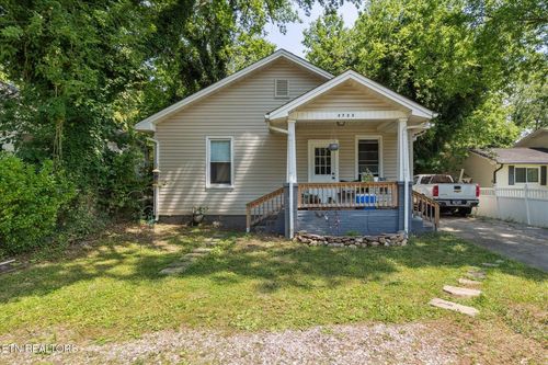 2722 Wilson Ave, Knoxville, TN, 37914-5413 | Card Image