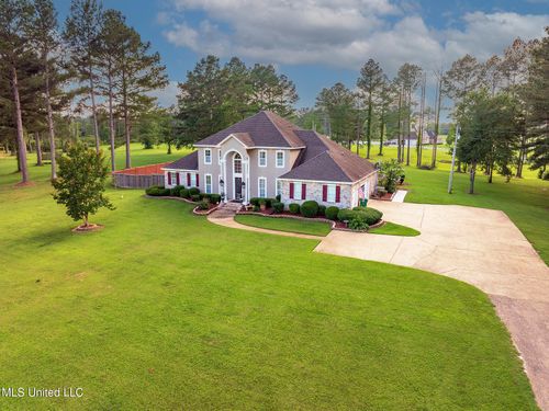 2550 Jones Loop, Terry, MS, 39170-7669 | Card Image