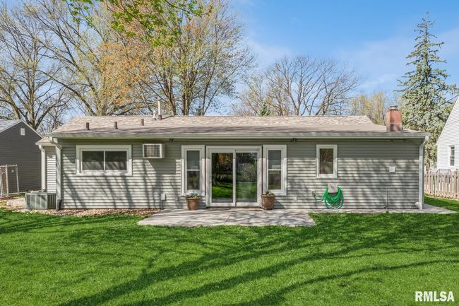 1211 15 Th St, House other with 4 bedrooms, 3 bathrooms and null parking in Bettendorf IA | Image 6