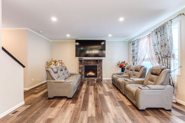 7-web-or-mls-15250-Tiger-St-NW-07.jpg | Image 14