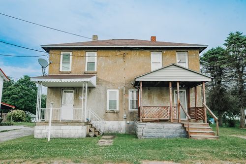 60 Tank St, Alverda, PA, 15710-1011 | Card Image