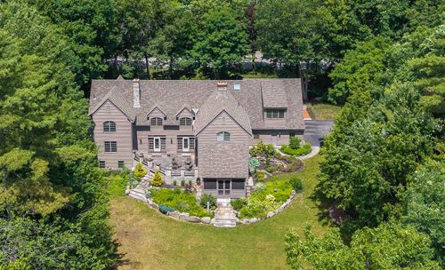 63 Ridge Rd, Concord, NH, 03301-3034 | Card Image