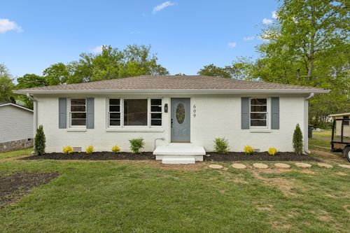 609 E 11th St, Columbia, TN, 38401-4272 | Card Image