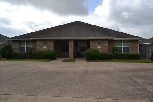 3721 Oldenburg, College Station, TX, 77845 | Card Image