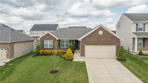 4182 Spicebush Dr, Tipp City, OH, 45371-1352 | Card Image