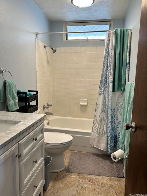 apt-b802-2211 Ala Wai Blvd, Honolulu, HI, 96815-2435 | Card Image