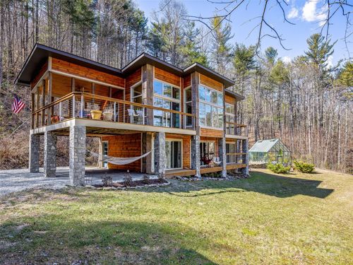 920 Island Cove Rd, Penrose, NC, 28766-5511 | Card Image