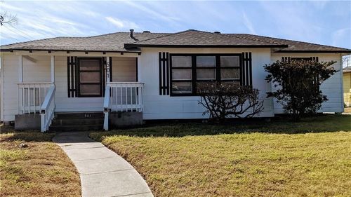 501 Vaky St, Corpus Christi, TX, 78404-2608 | Card Image