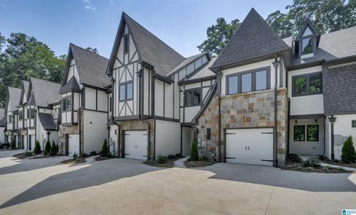 3017 Vestavia Terrace Dr, VESTAVIA HILLS, AL, 35216-6304 | Card Image