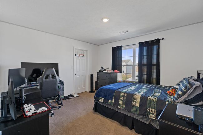 6903 Aster Dr, House other with 4 bedrooms, 3 bathrooms and null parking in Pendleton IN | Image 16