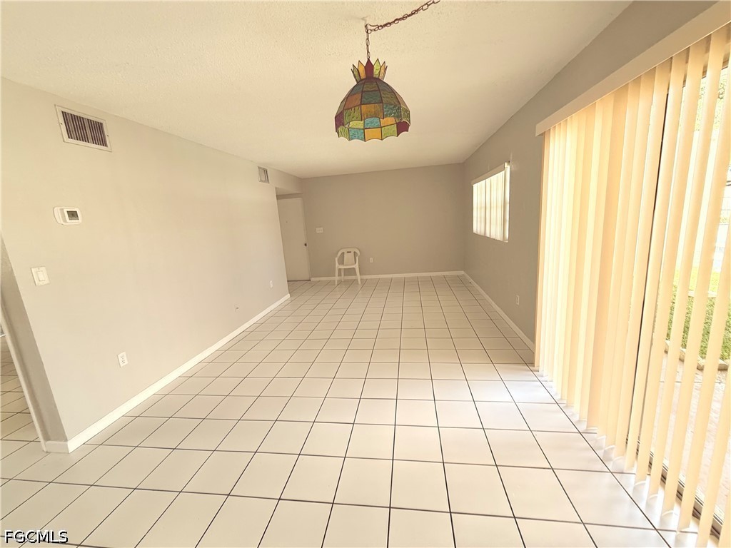 Residential Lease in Cape Coral 4