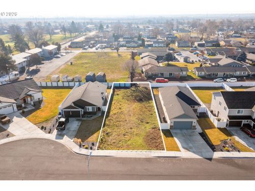 313 Riverwood Ct, Umatilla, OR, 97882 | Card Image