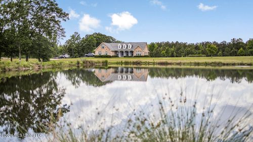 1021 Tyler Dr, Summit, MS, 39666-3303 | Card Image