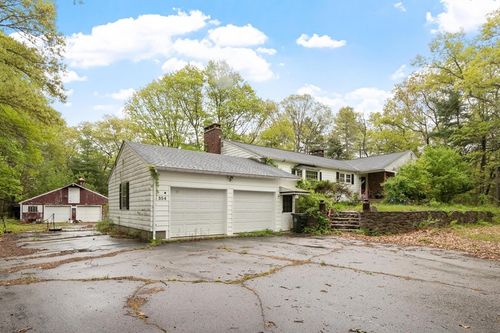 354 Maple St, Bellingham, MA, 02019 | Card Image