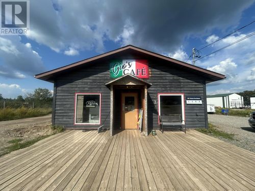 724 Mackenzie Ave E, Atikokan, ON, P0T1C0 | Card Image