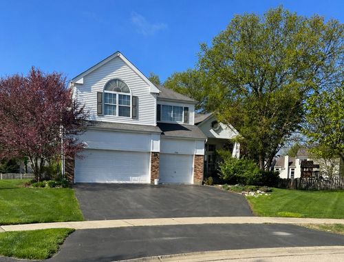 7781 Rippling Ridge Ct, Gurnee, IL, 60031-4073 | Card Image