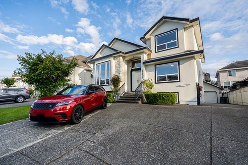 12608 67a Ave, Surrey, BC, V3W1G3 | Card Image
